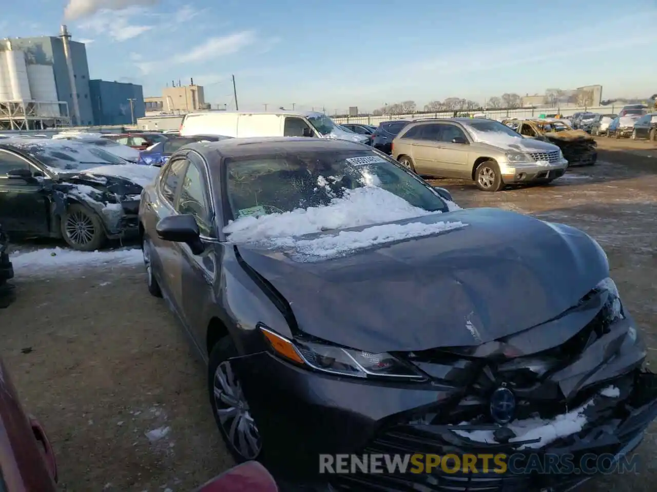 1 Photograph of a damaged car 4T1C31AKXLU013311 TOYOTA CAMRY 2020