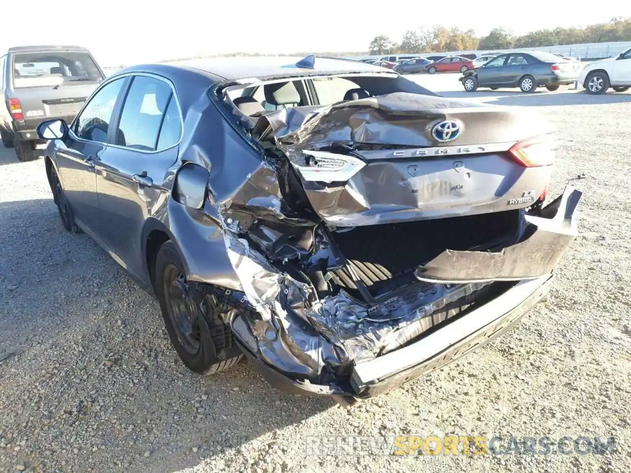 3 Photograph of a damaged car 4T1C31AKXLU013874 TOYOTA CAMRY 2020