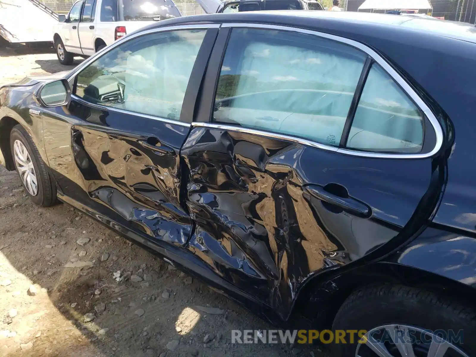 9 Photograph of a damaged car 4T1C31AKXLU520998 TOYOTA CAMRY 2020