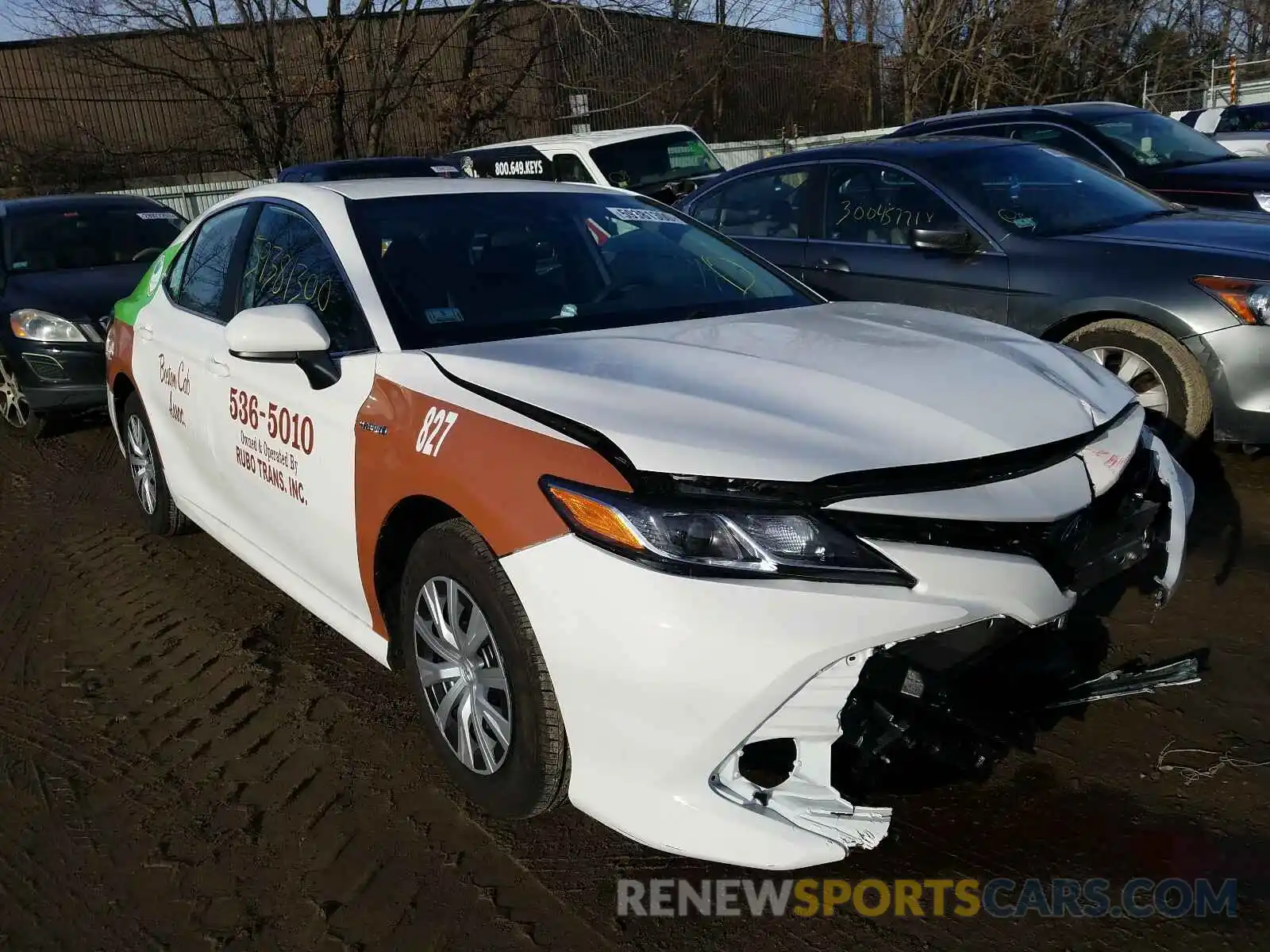 1 Photograph of a damaged car 4T1C31AKXLU523626 TOYOTA CAMRY 2020