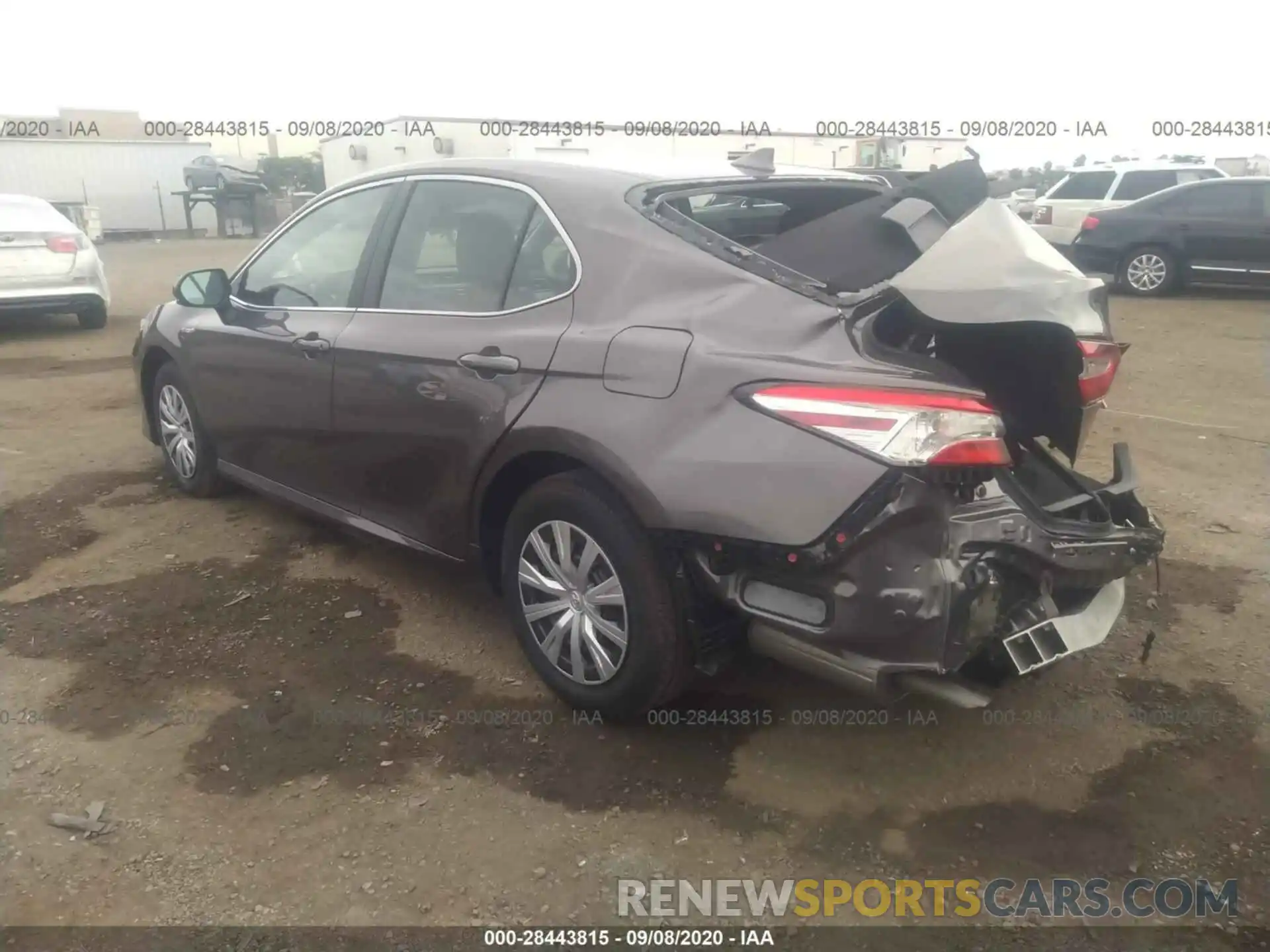 3 Photograph of a damaged car 4T1C31AKXLU525473 TOYOTA CAMRY 2020