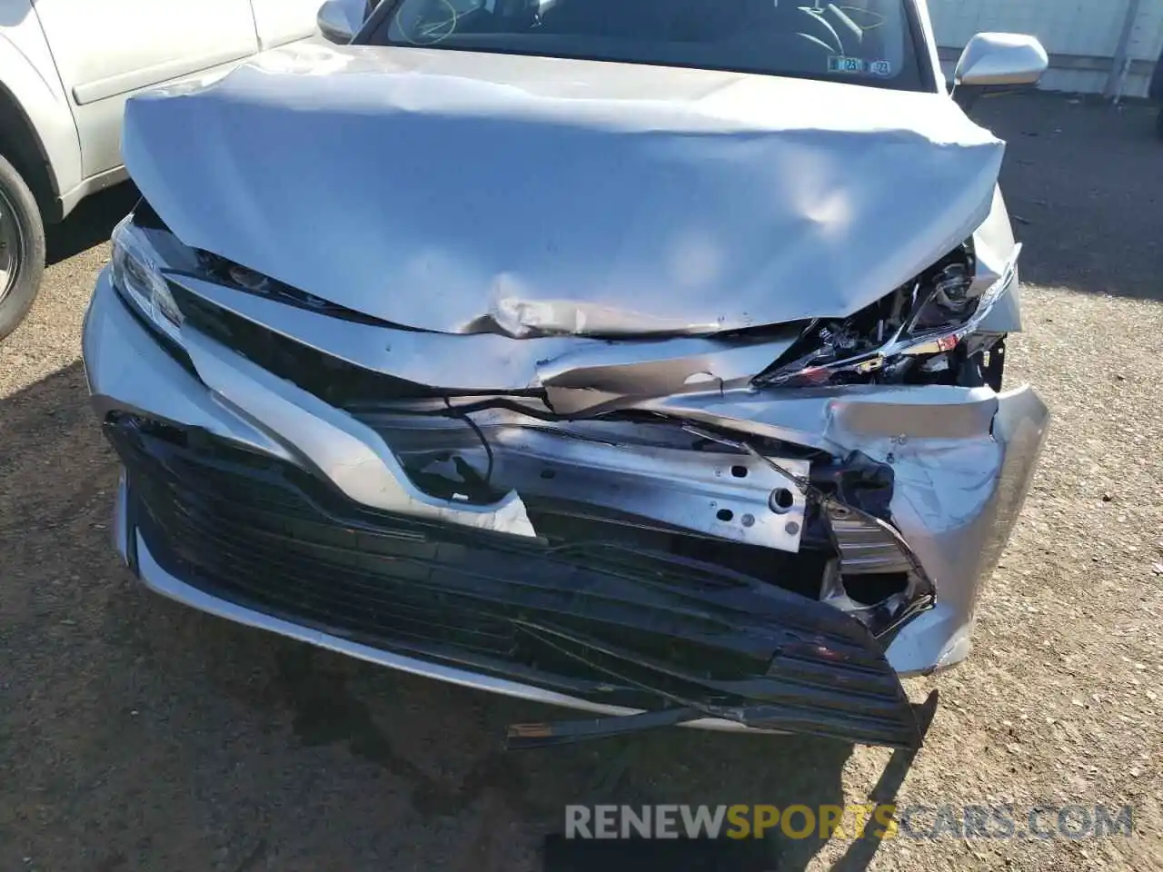 9 Photograph of a damaged car 4T1C31AKXLU526820 TOYOTA CAMRY 2020