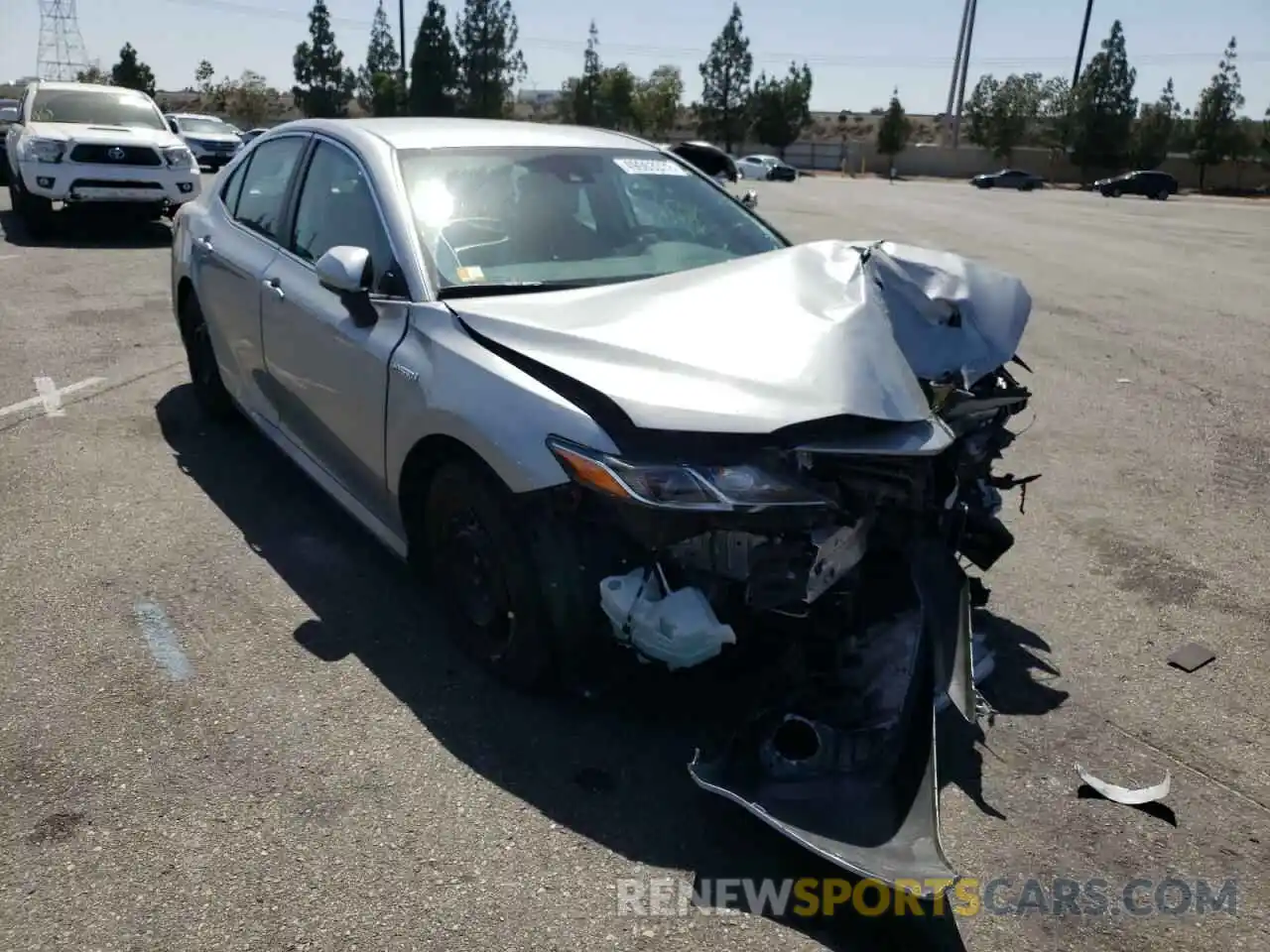 1 Photograph of a damaged car 4T1C31AKXLU528485 TOYOTA CAMRY 2020