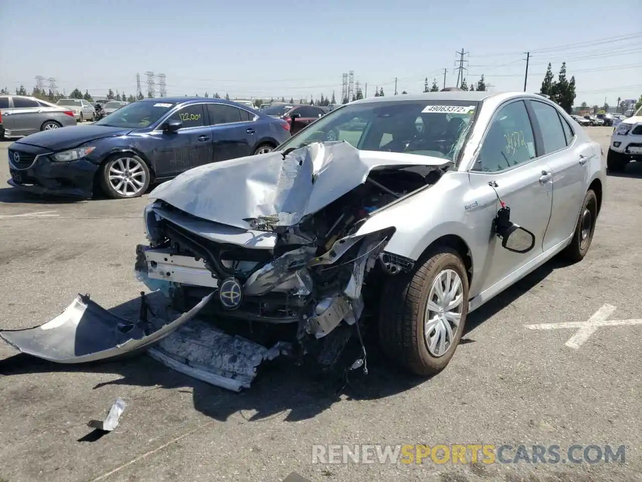 2 Photograph of a damaged car 4T1C31AKXLU528485 TOYOTA CAMRY 2020