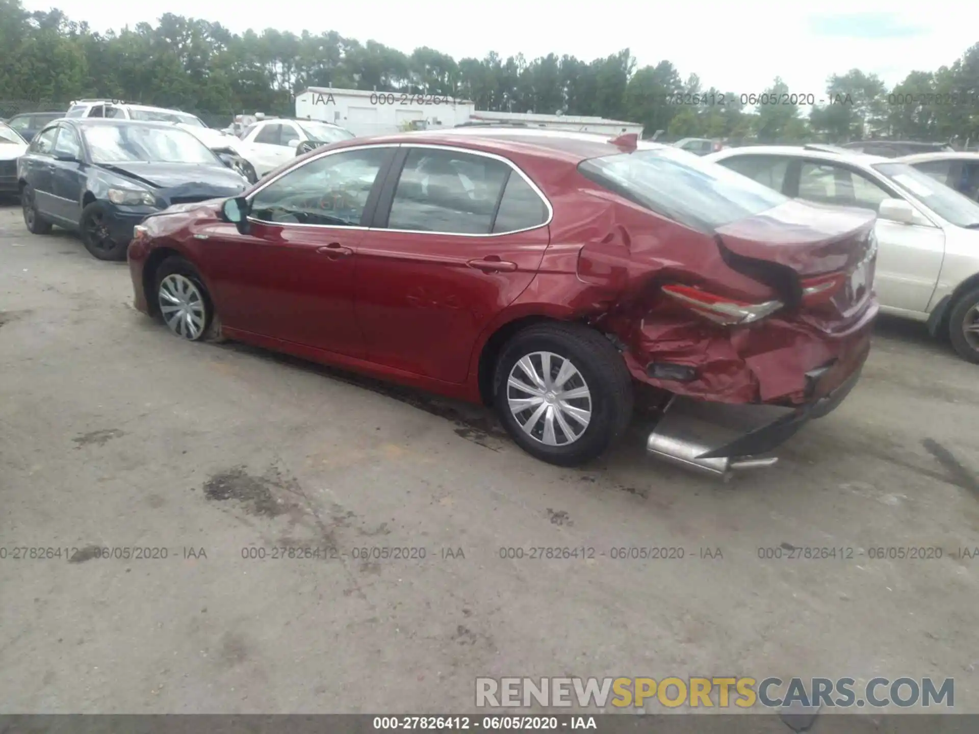 3 Photograph of a damaged car 4T1C31AKXLU530611 TOYOTA CAMRY 2020