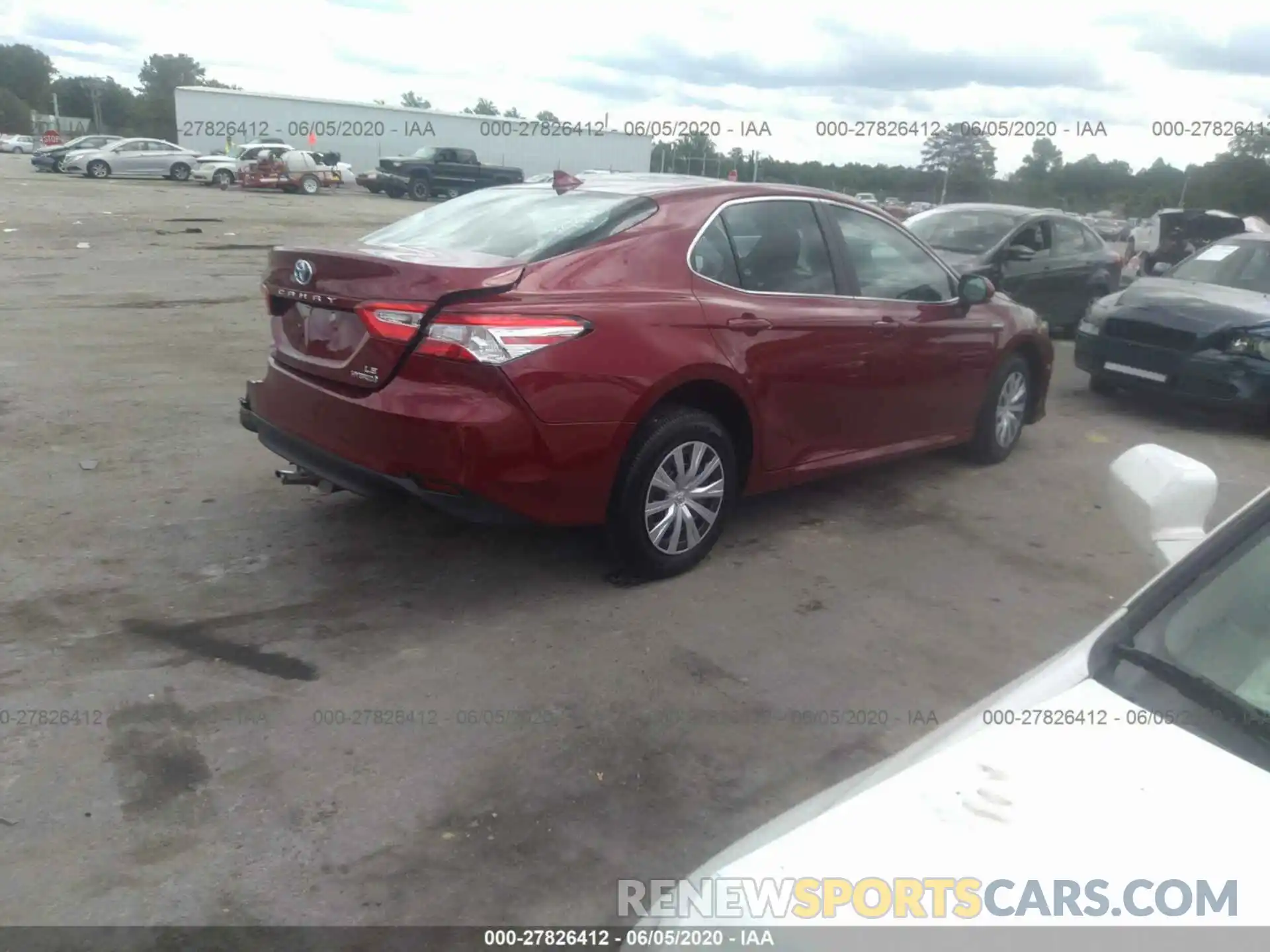 4 Photograph of a damaged car 4T1C31AKXLU530611 TOYOTA CAMRY 2020