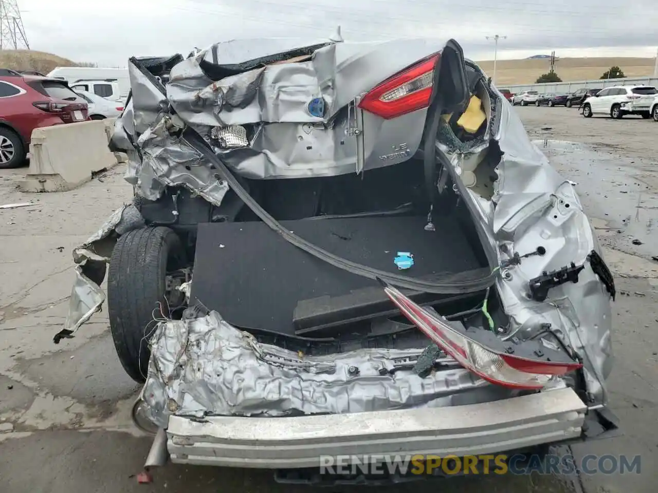 6 Фотография поврежденного автомобиля 4T1C31AKXLU543326 TOYOTA CAMRY 2020