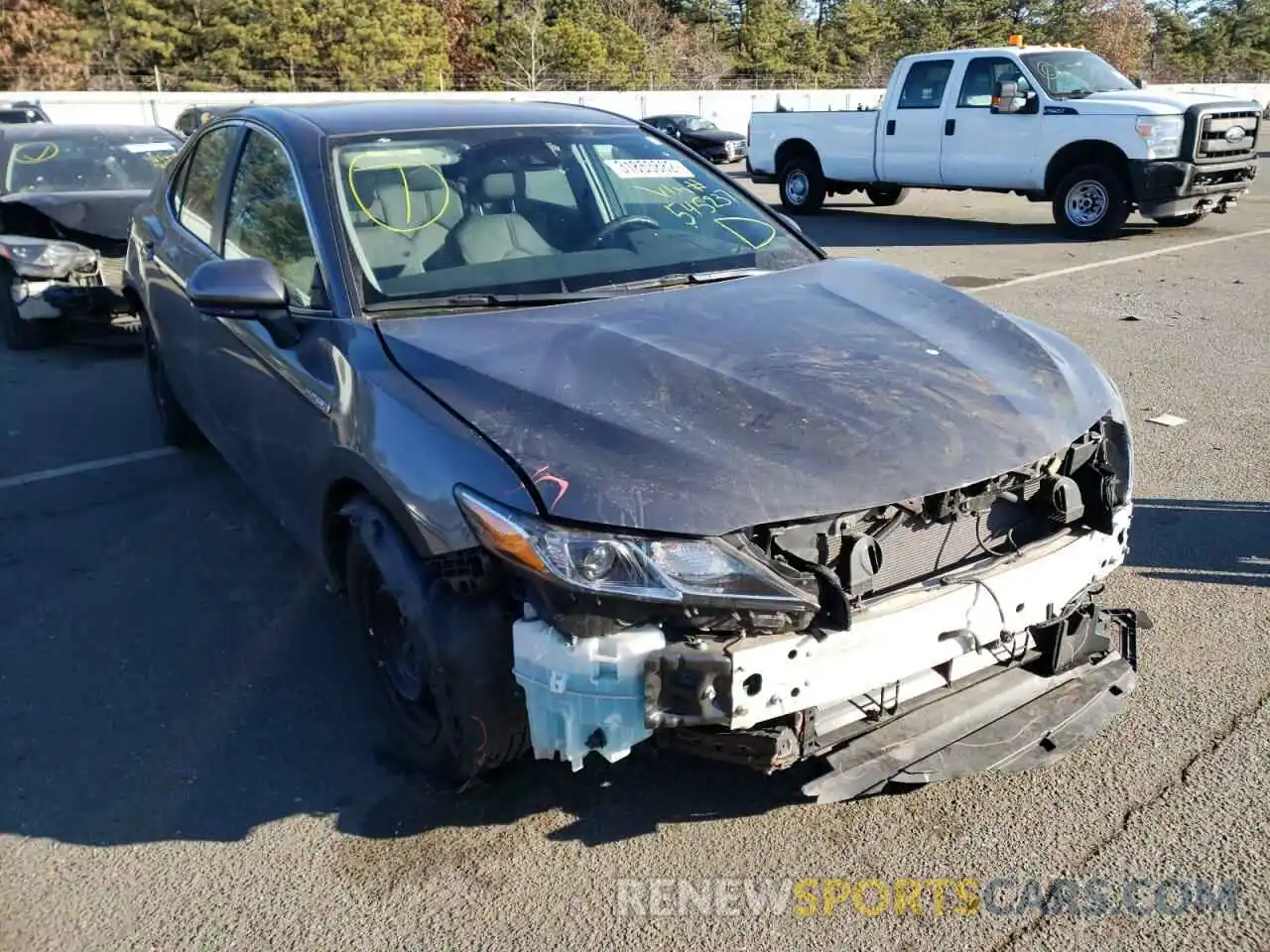 1 Photograph of a damaged car 4T1C31AKXLU545237 TOYOTA CAMRY 2020