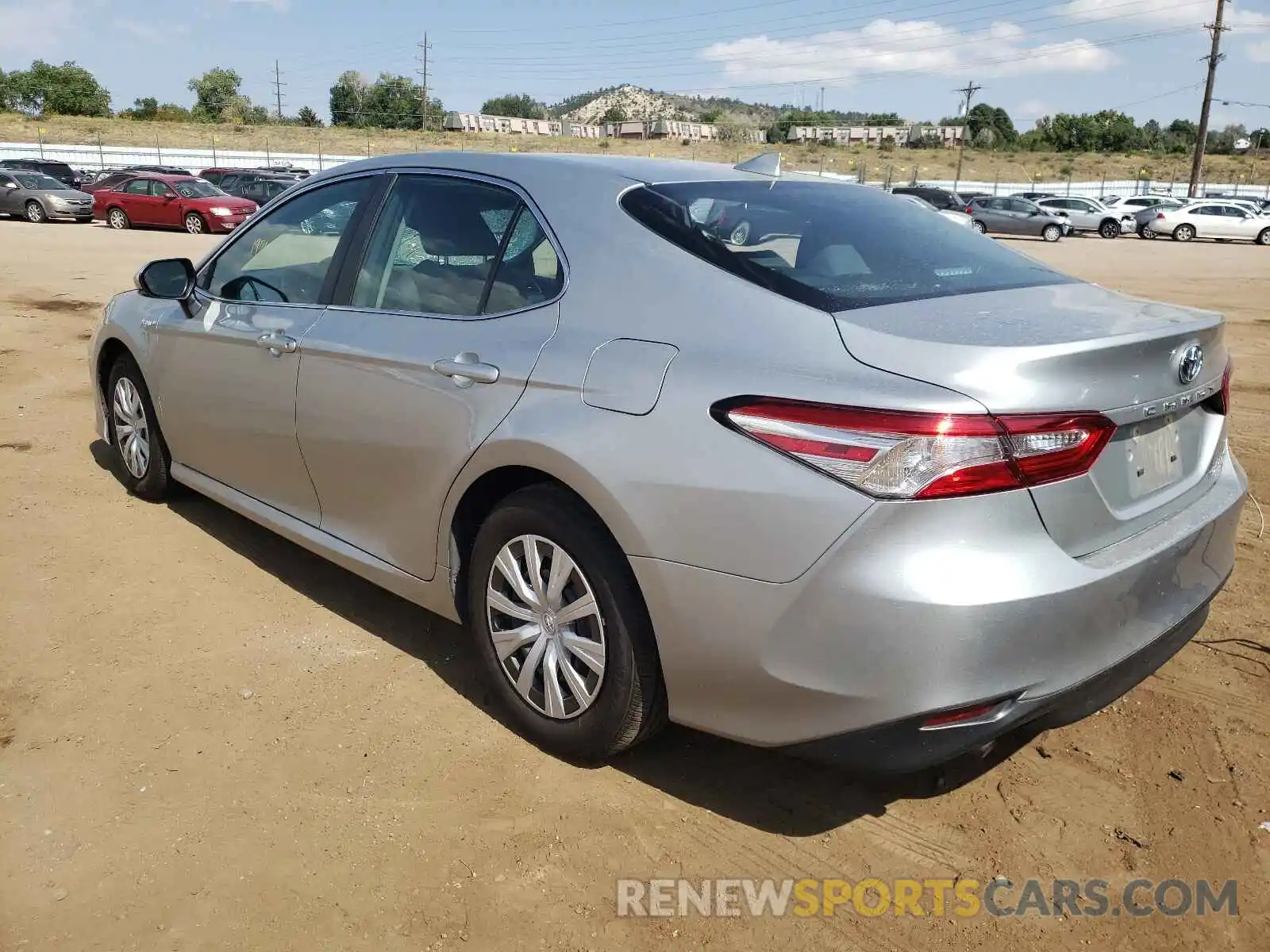 3 Photograph of a damaged car 4T1E31AK0LU017604 TOYOTA CAMRY 2020