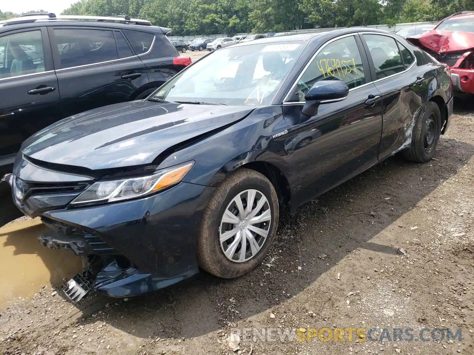 2 Photograph of a damaged car 4T1E31AK1LU532398 TOYOTA CAMRY 2020