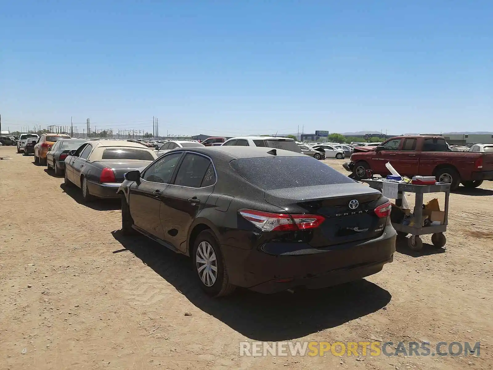 3 Photograph of a damaged car 4T1E31AK2LU543880 TOYOTA CAMRY 2020