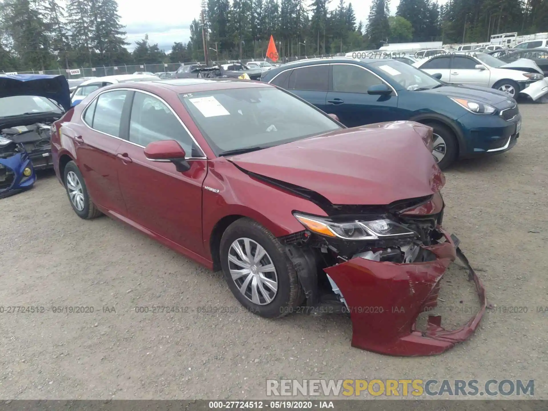 1 Photograph of a damaged car 4T1E31AK3LU525579 TOYOTA CAMRY 2020