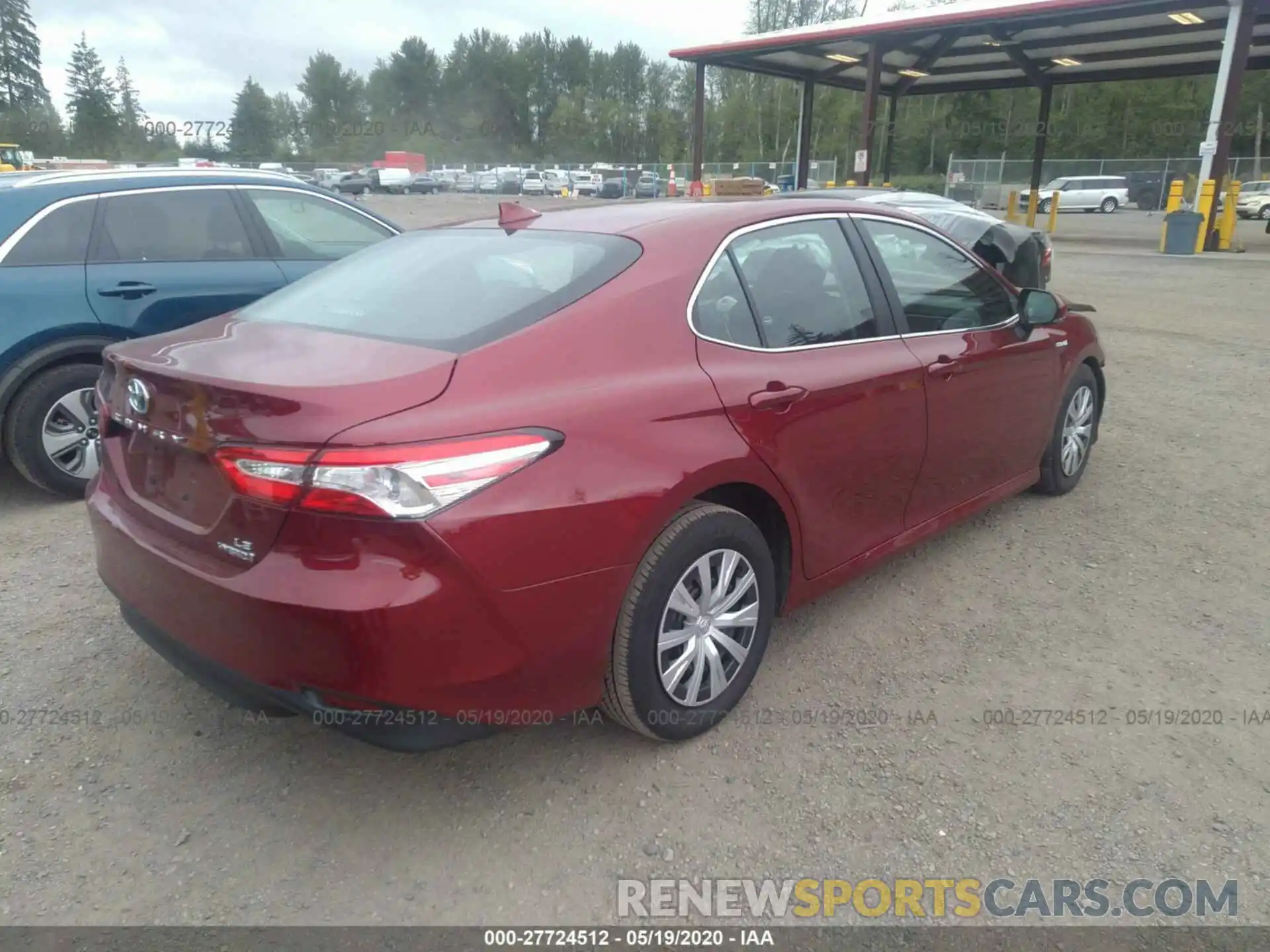 4 Photograph of a damaged car 4T1E31AK3LU525579 TOYOTA CAMRY 2020