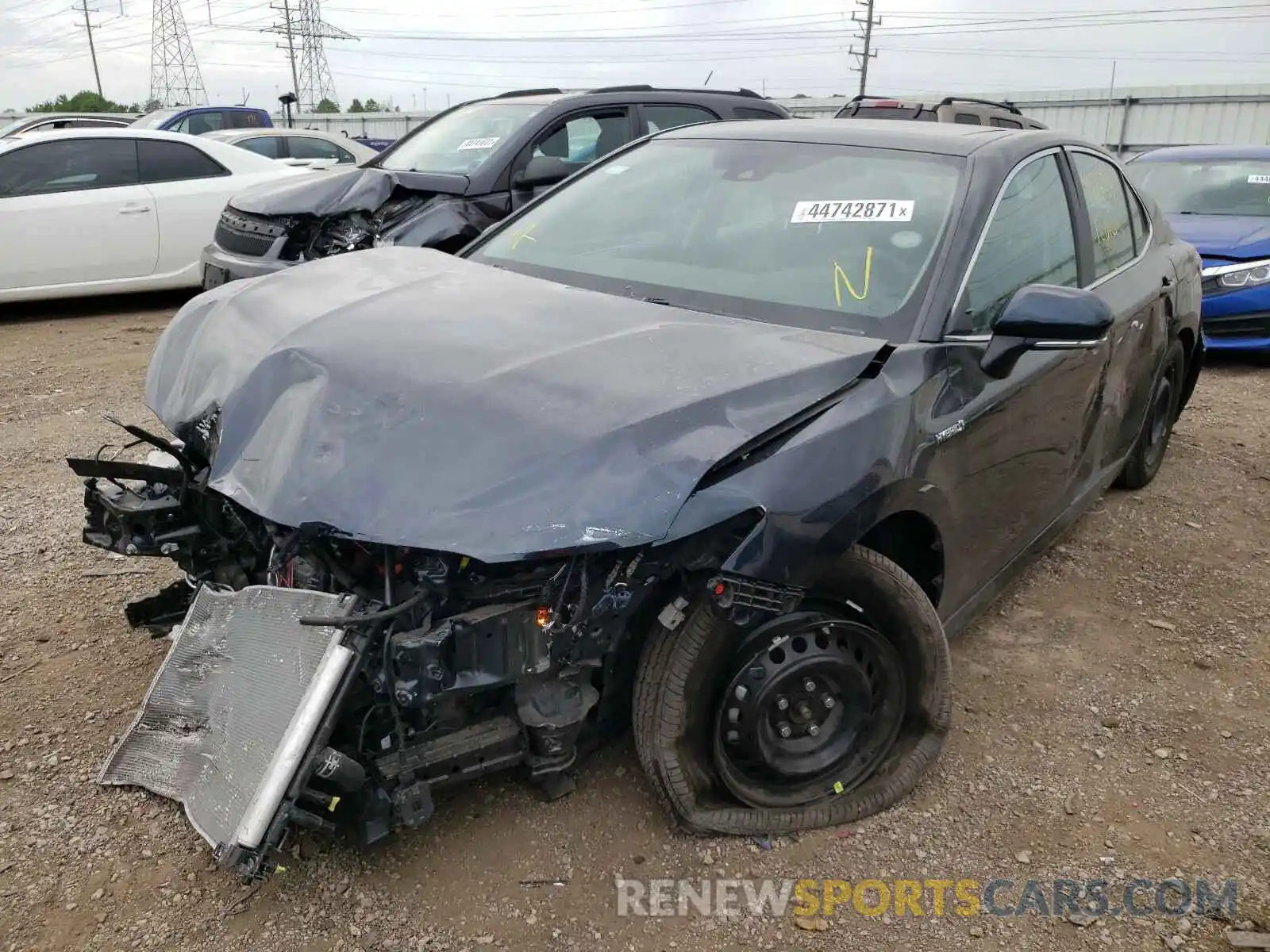 2 Photograph of a damaged car 4T1E31AK3LU545847 TOYOTA CAMRY 2020