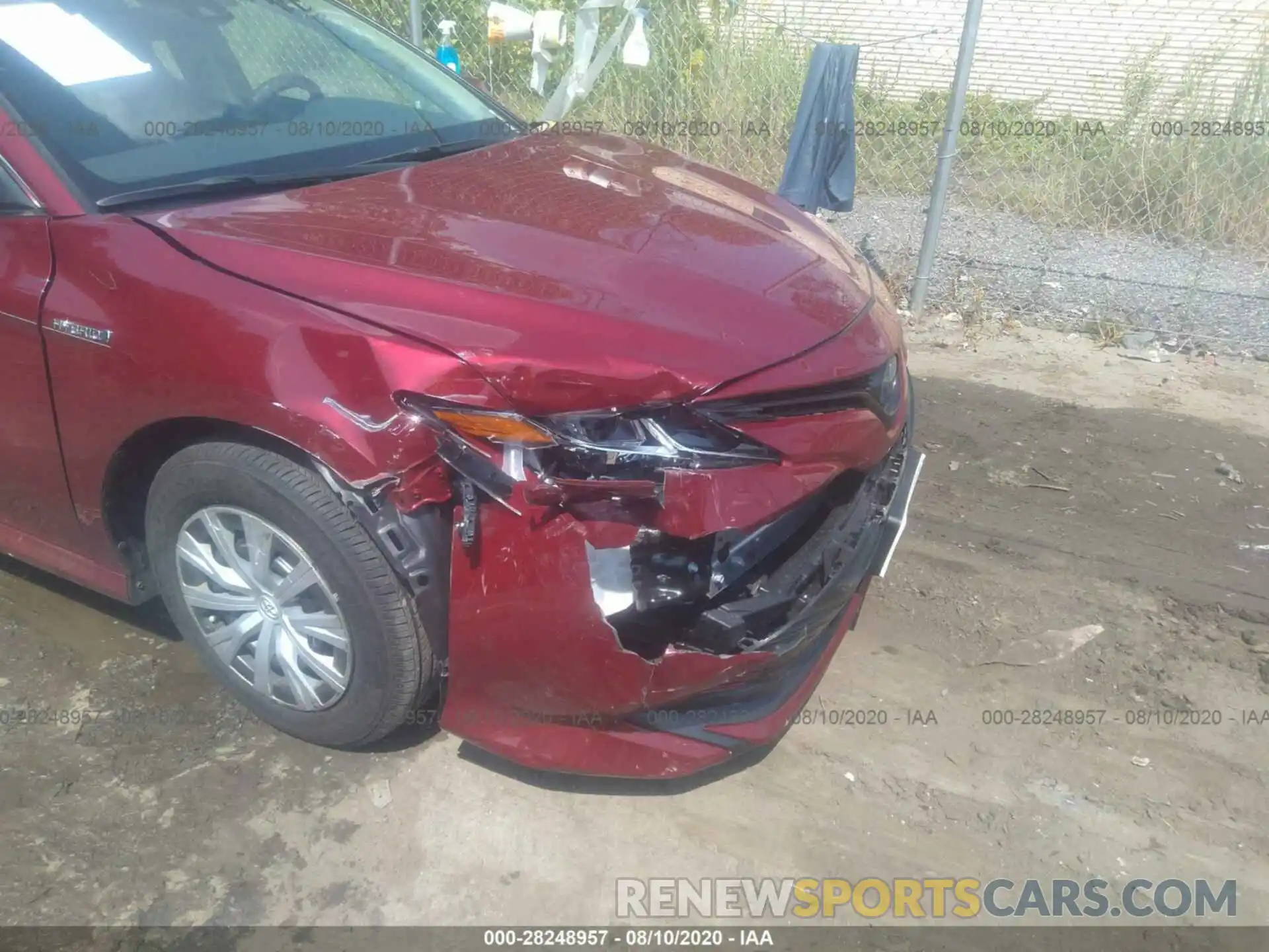 6 Photograph of a damaged car 4T1E31AK4LU528040 TOYOTA CAMRY 2020