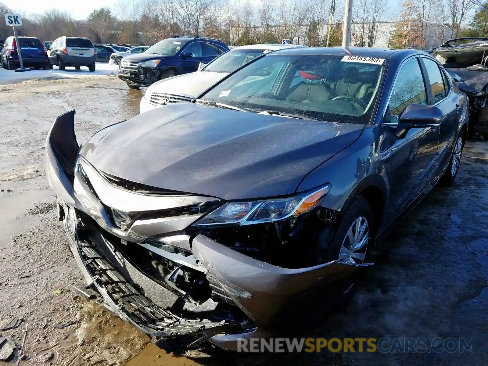 2 Photograph of a damaged car 4T1E31AK6LU520117 TOYOTA CAMRY 2020