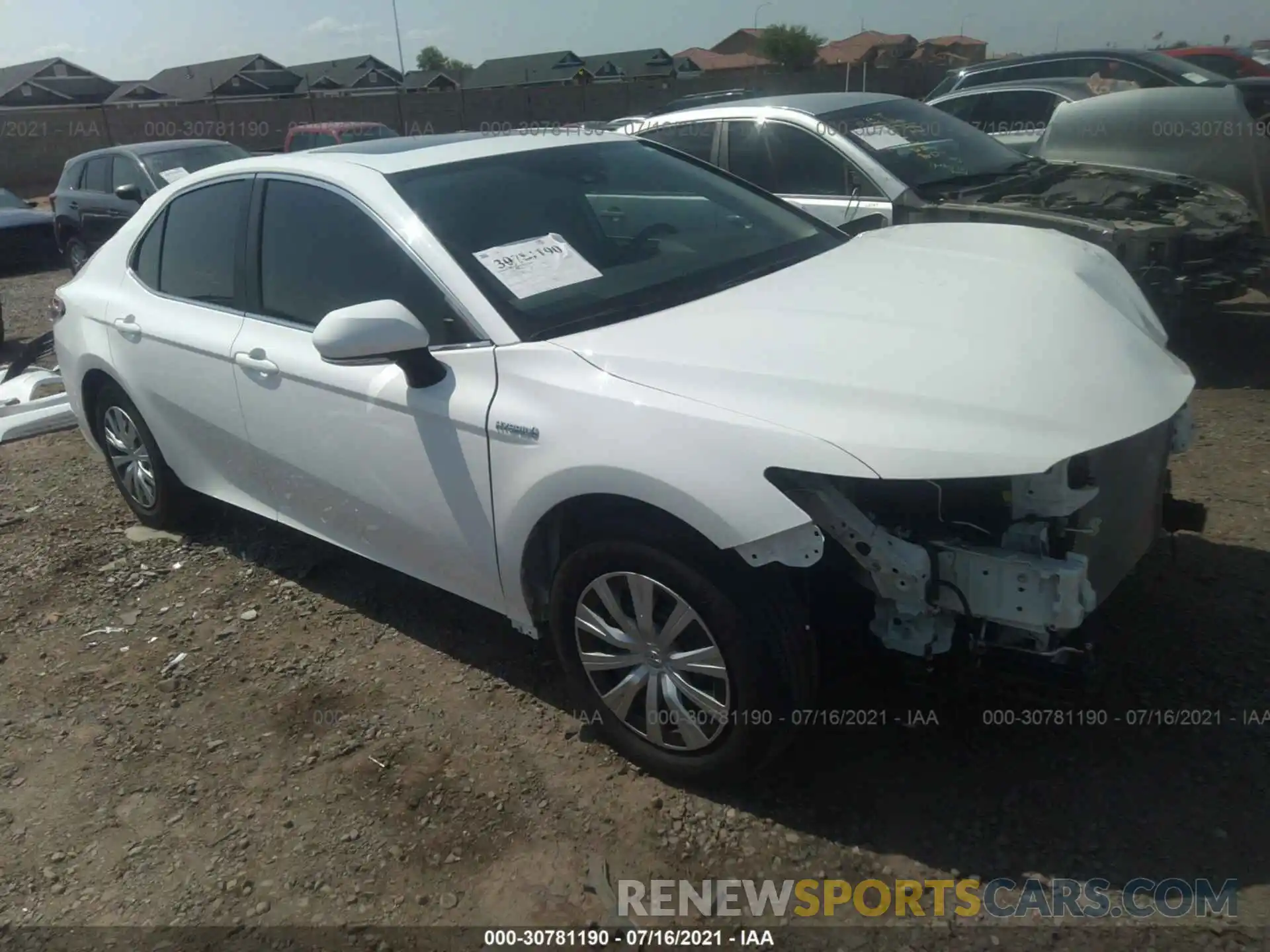 1 Photograph of a damaged car 4T1E31AK7LU009628 TOYOTA CAMRY 2020