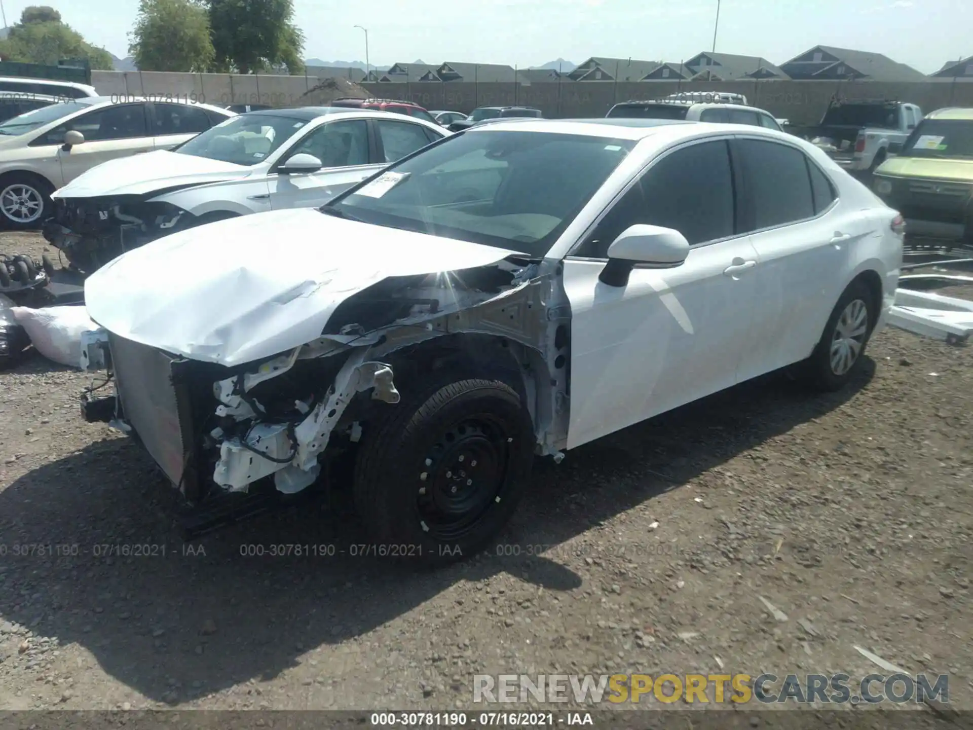 2 Photograph of a damaged car 4T1E31AK7LU009628 TOYOTA CAMRY 2020