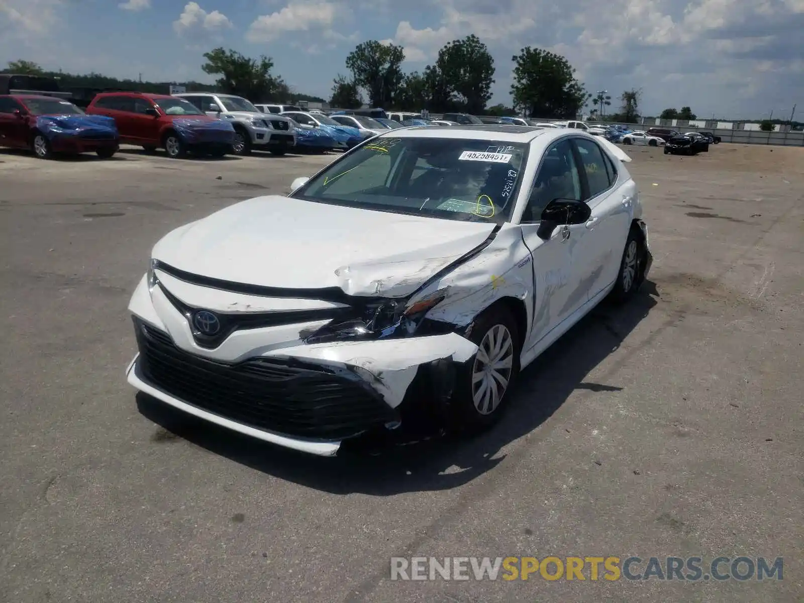 2 Photograph of a damaged car 4T1E31AK7LU521955 TOYOTA CAMRY 2020