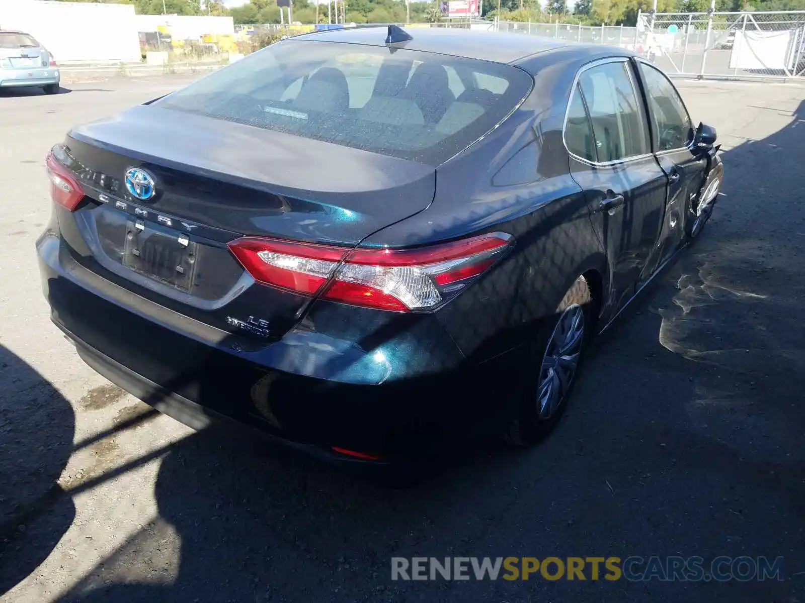 4 Photograph of a damaged car 4T1E31AK8LU014563 TOYOTA CAMRY 2020