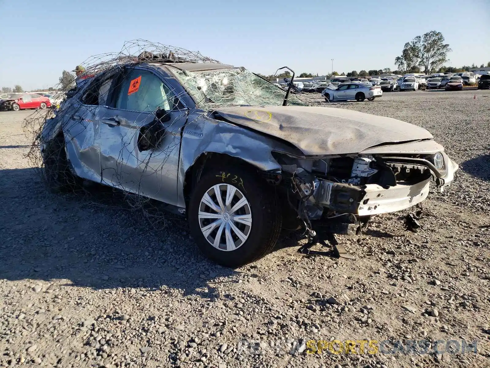 1 Photograph of a damaged car 4T1E31AK8LU523732 TOYOTA CAMRY 2020