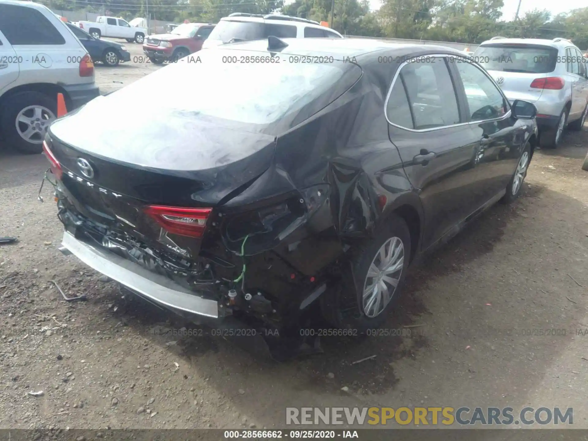 4 Photograph of a damaged car 4T1E31AK8LU534665 TOYOTA CAMRY 2020