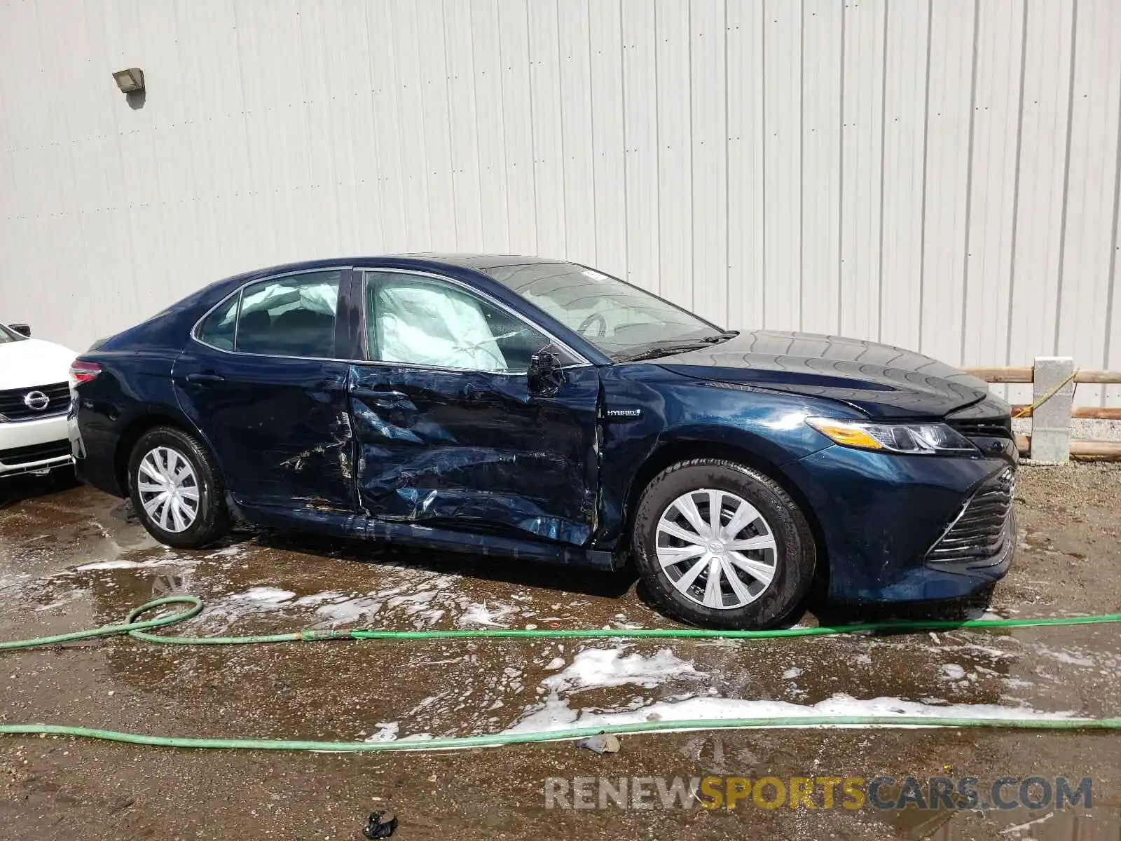 9 Photograph of a damaged car 4T1E31AK9LU522234 TOYOTA CAMRY 2020