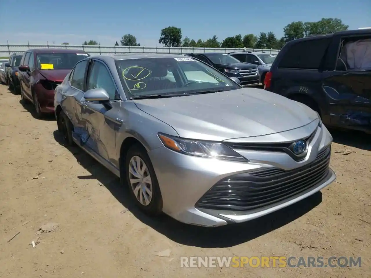 1 Photograph of a damaged car 4T1E31AKXLU521965 TOYOTA CAMRY 2020