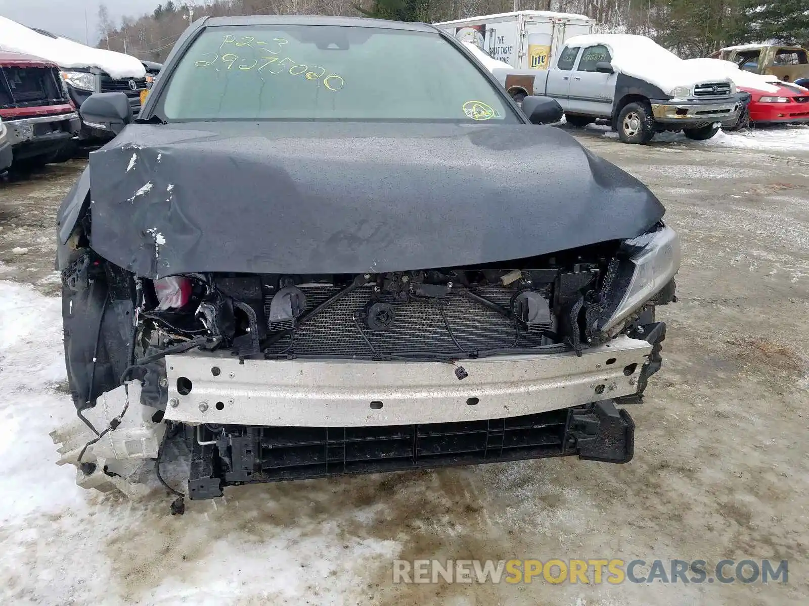 9 Photograph of a damaged car 4T1E31AKXLU522615 TOYOTA CAMRY 2020