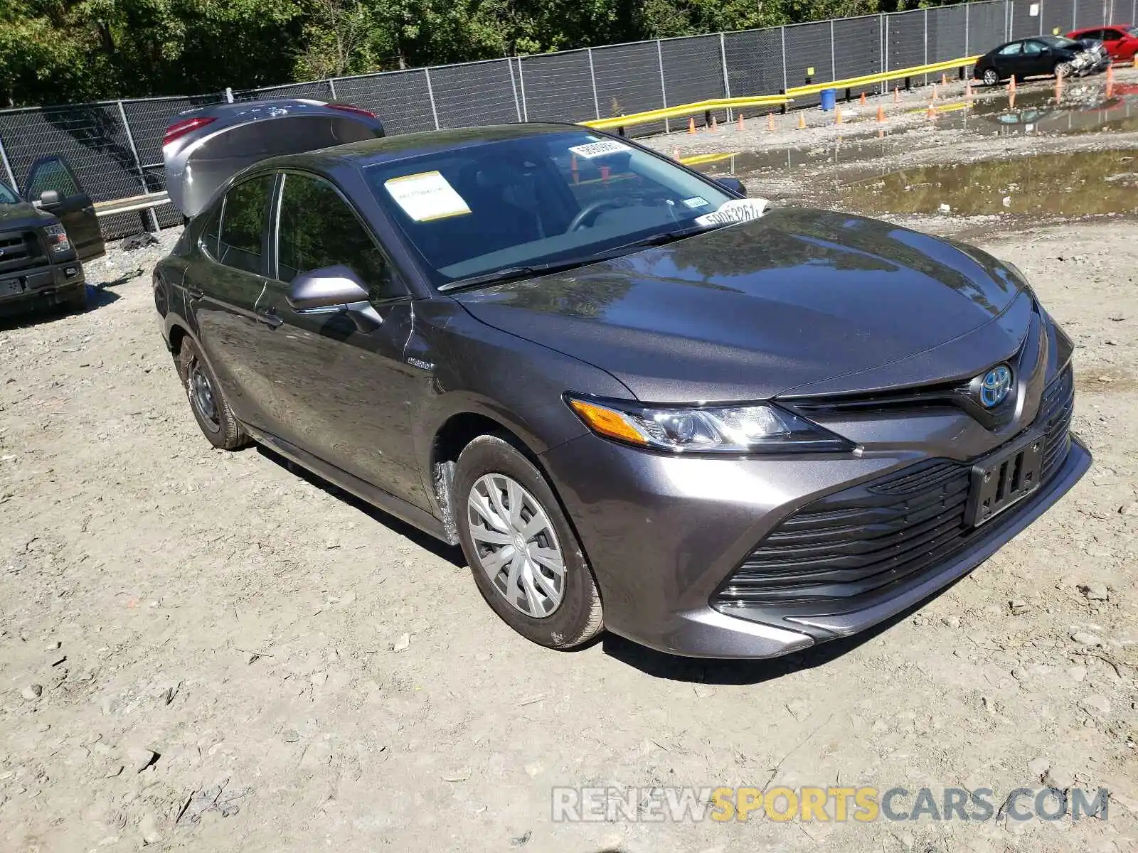 1 Photograph of a damaged car 4T1E31AKXLU540029 TOYOTA CAMRY 2020