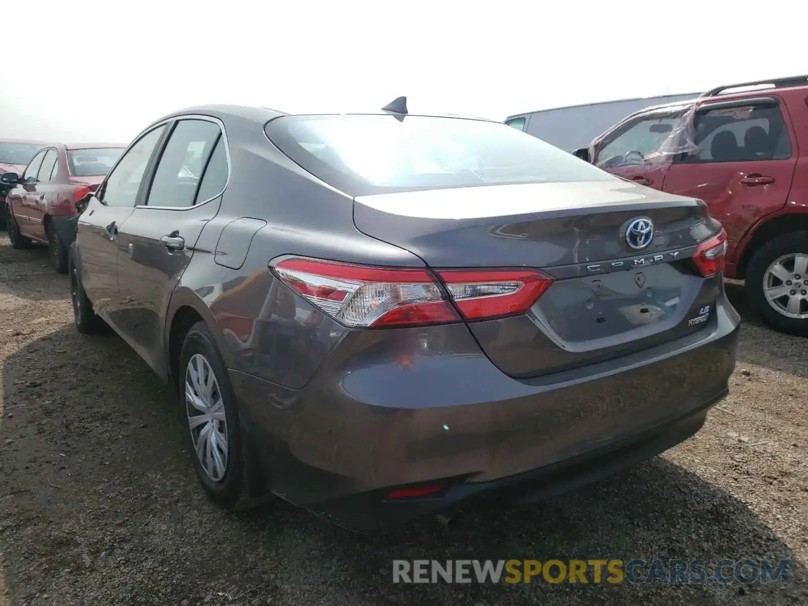 3 Photograph of a damaged car 4T1E31AKXLU540306 TOYOTA CAMRY 2020