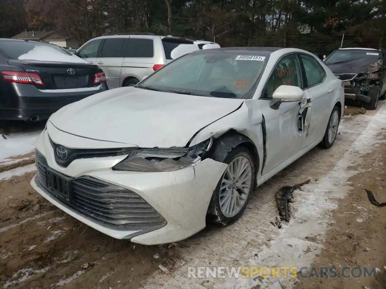 2 Photograph of a damaged car 4T1F11AK0LU887914 TOYOTA CAMRY 2020