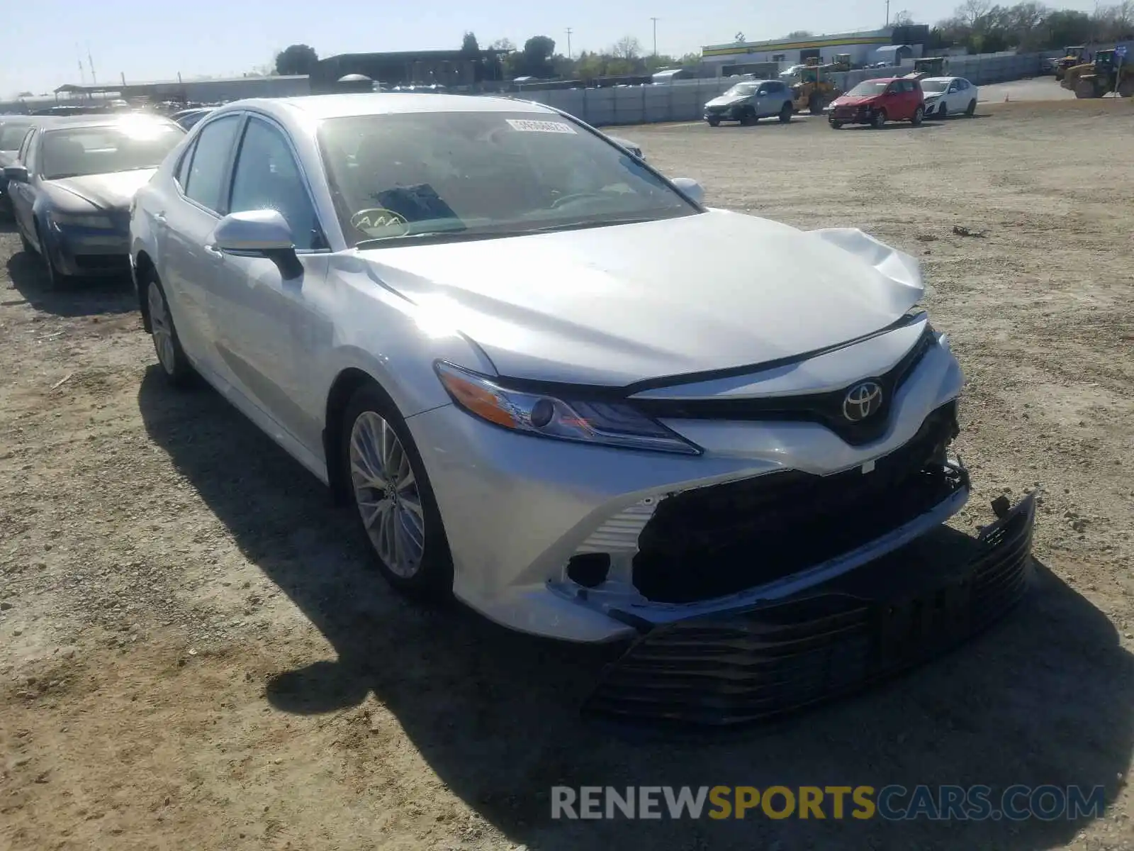 1 Photograph of a damaged car 4T1F11AK0LU910835 TOYOTA CAMRY 2020