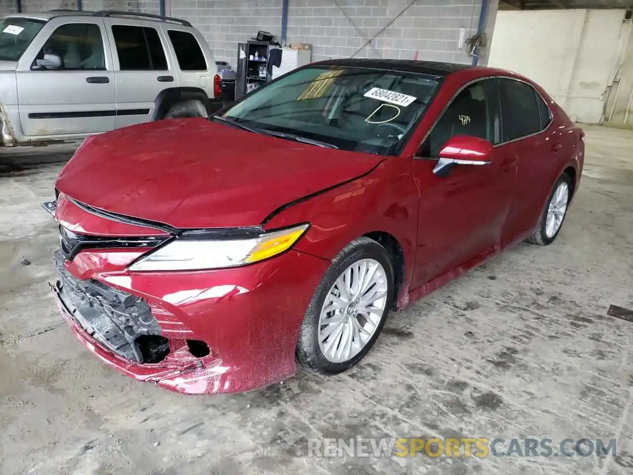 2 Photograph of a damaged car 4T1F11AK0LU912097 TOYOTA CAMRY 2020