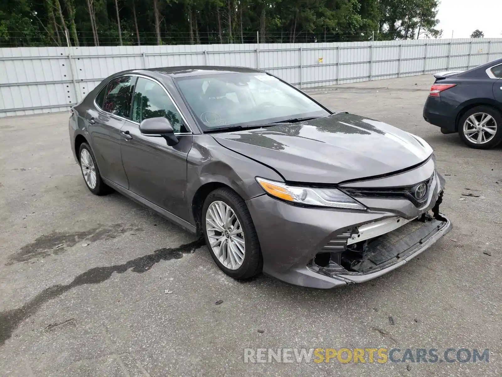 1 Photograph of a damaged car 4T1F11AK1LU987679 TOYOTA CAMRY 2020