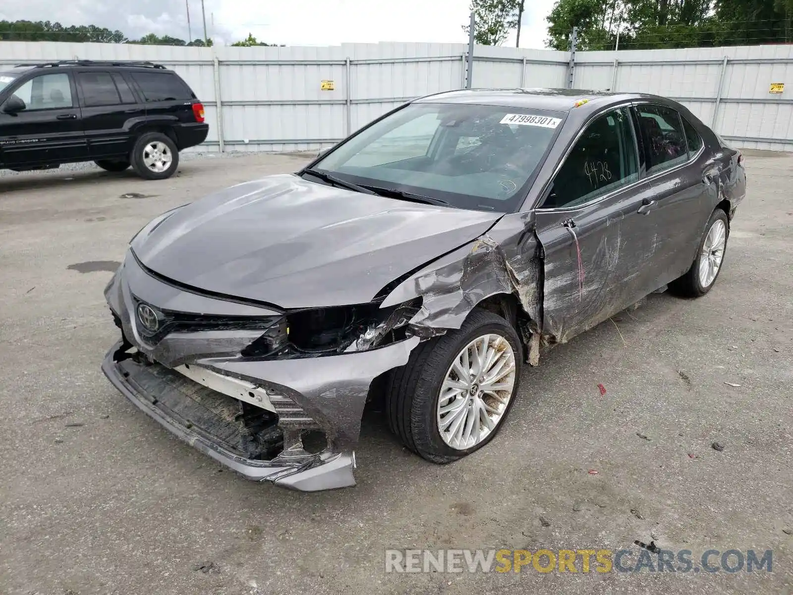 2 Photograph of a damaged car 4T1F11AK1LU987679 TOYOTA CAMRY 2020