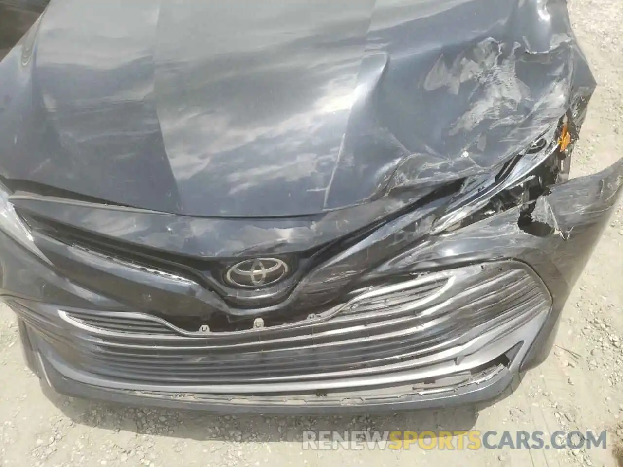 7 Photograph of a damaged car 4T1F11AK2LU883895 TOYOTA CAMRY 2020