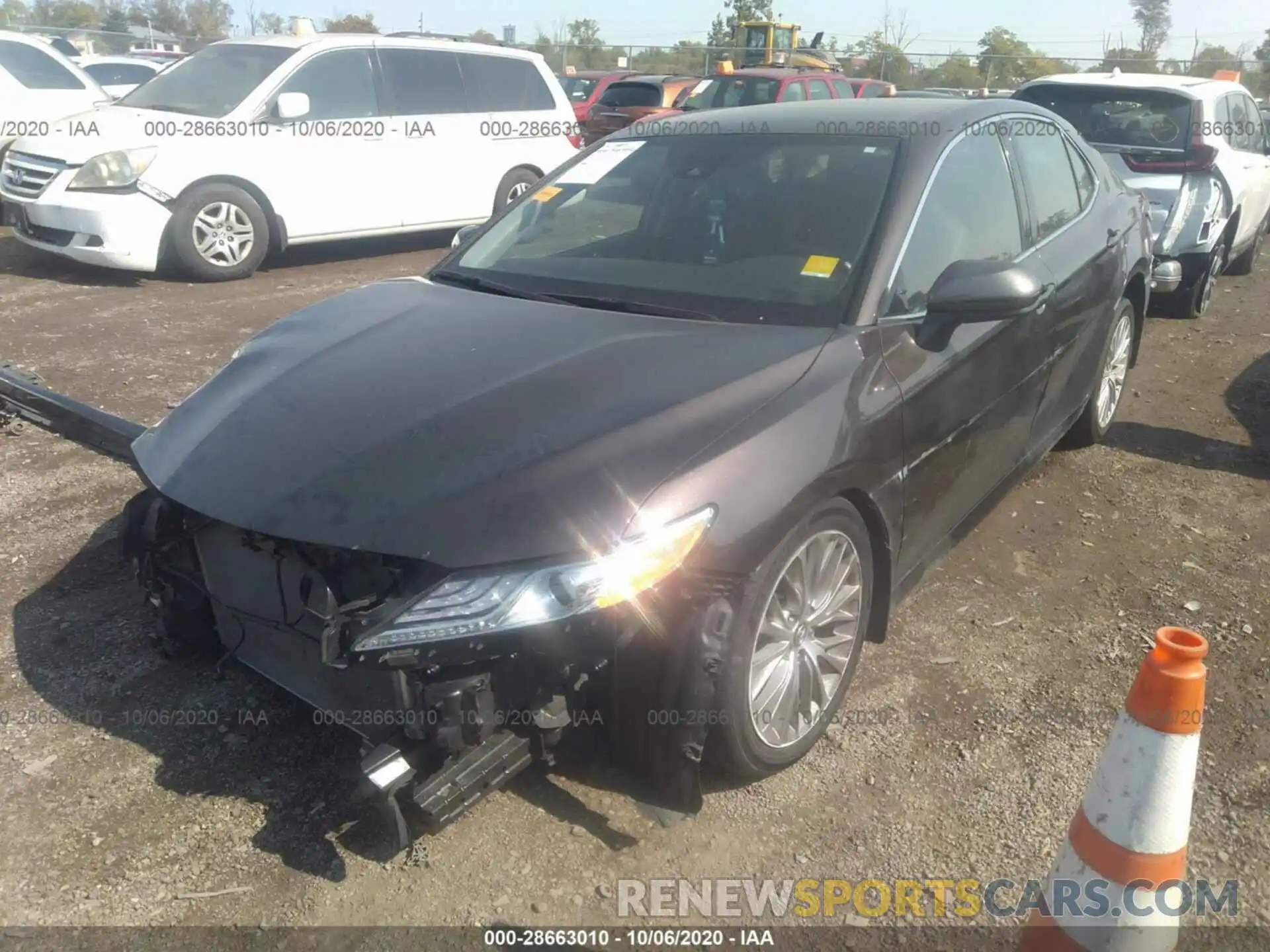 2 Photograph of a damaged car 4T1F11AK2LU927474 TOYOTA CAMRY 2020