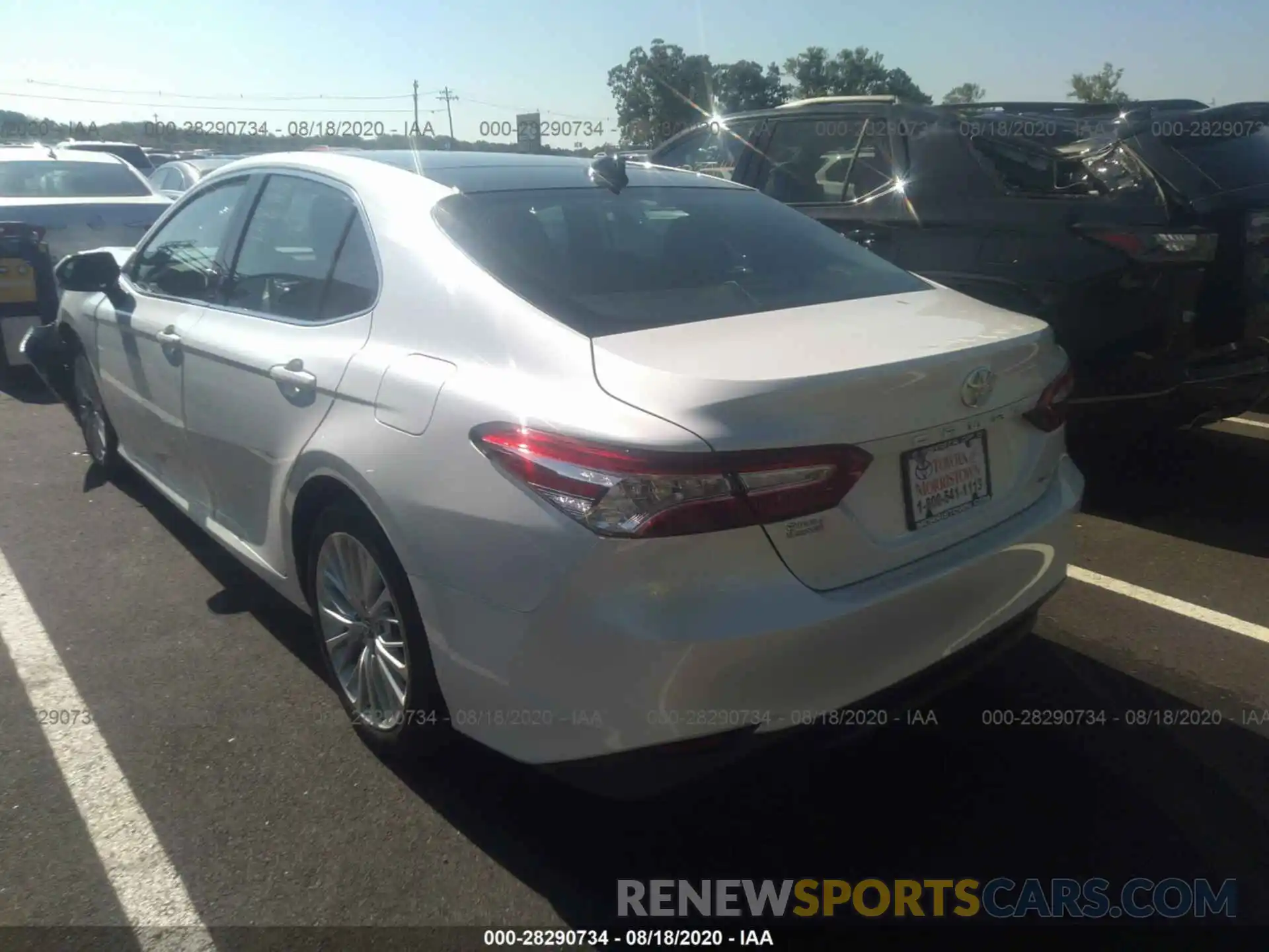 3 Photograph of a damaged car 4T1F11AK3LU911252 TOYOTA CAMRY 2020