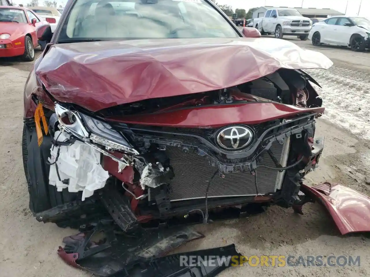 9 Photograph of a damaged car 4T1F11AK3LU970821 TOYOTA CAMRY 2020