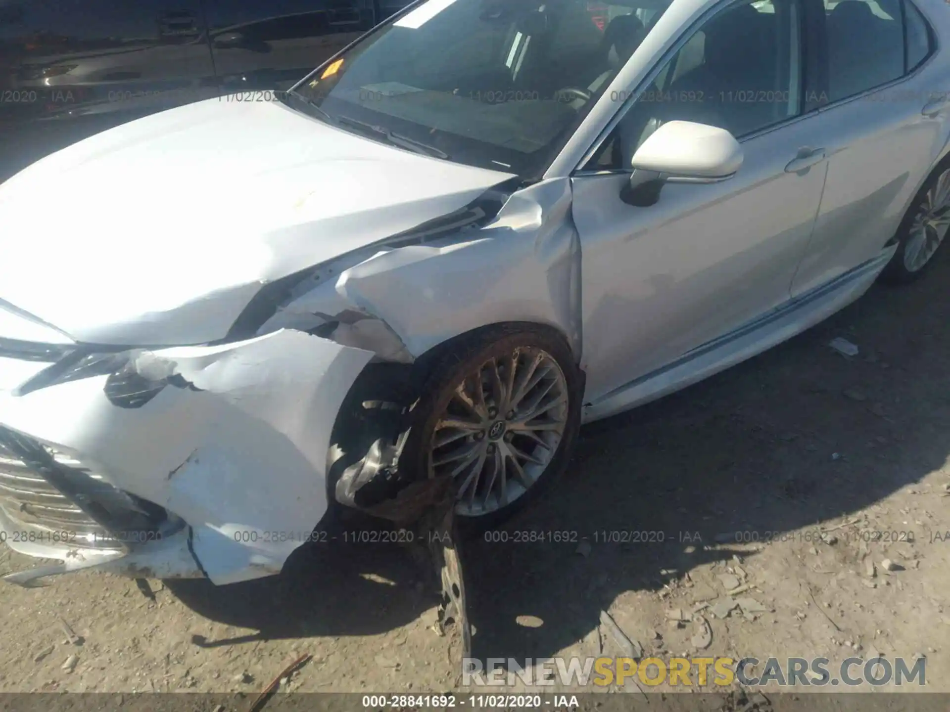 6 Photograph of a damaged car 4T1F11AK4LU337695 TOYOTA CAMRY 2020