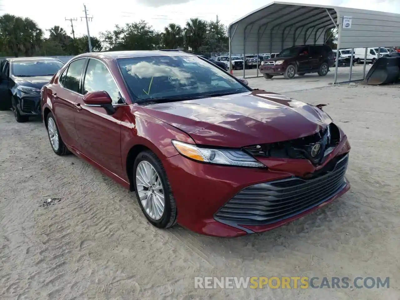 1 Photograph of a damaged car 4T1F11AK4LU890282 TOYOTA CAMRY 2020