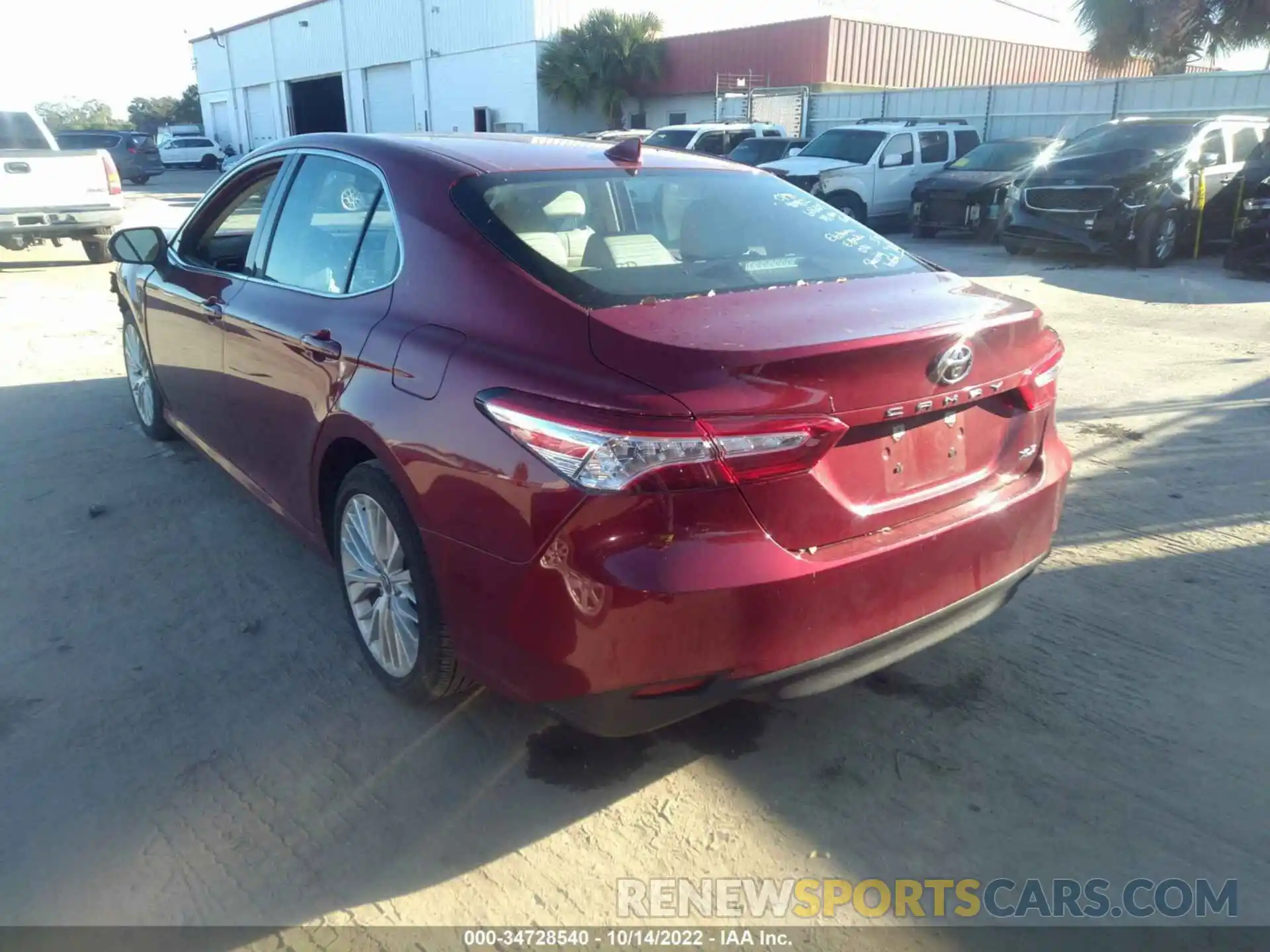 3 Photograph of a damaged car 4T1F11AK5LU391829 TOYOTA CAMRY 2020