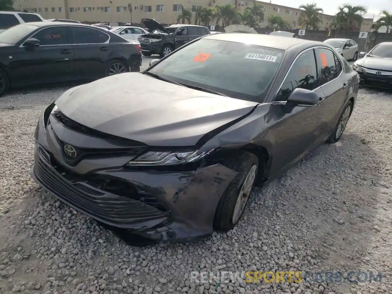 2 Photograph of a damaged car 4T1F11AK5LU877007 TOYOTA CAMRY 2020