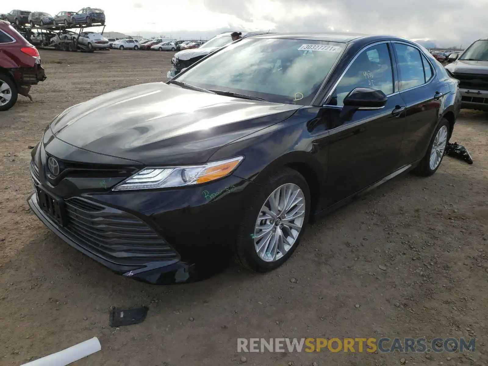 2 Photograph of a damaged car 4T1F11AK5LU925735 TOYOTA CAMRY 2020