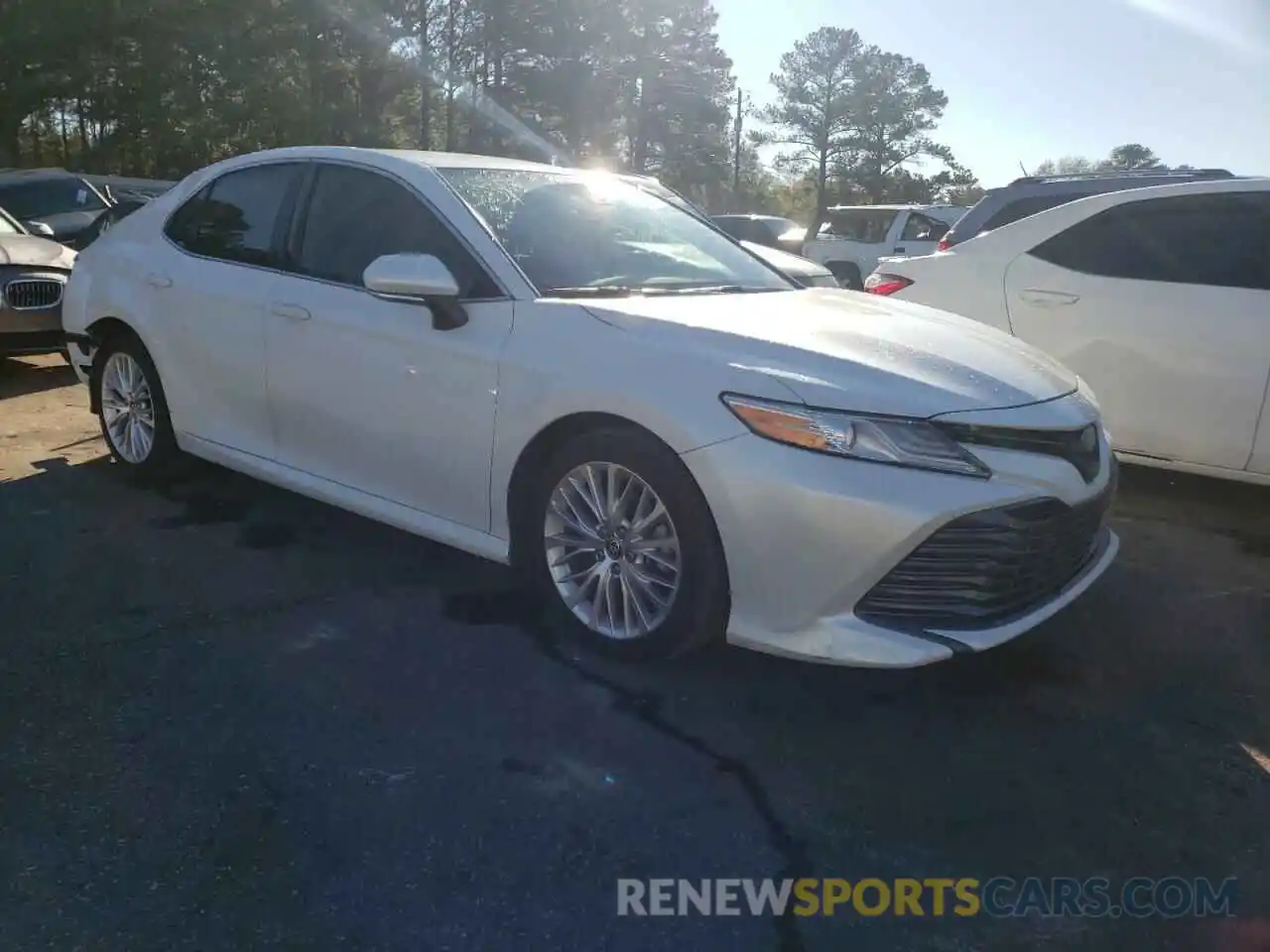 1 Photograph of a damaged car 4T1F11AK5LU994845 TOYOTA CAMRY 2020