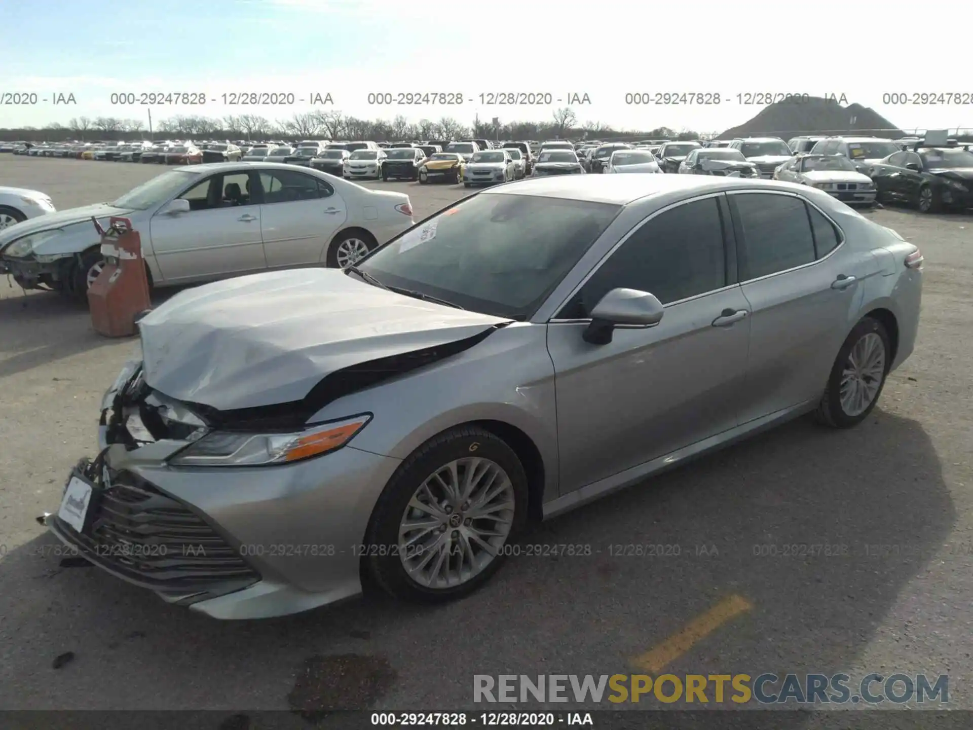 2 Photograph of a damaged car 4T1F11AK5LU995817 TOYOTA CAMRY 2020