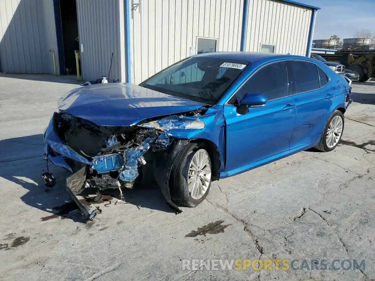 1 Photograph of a damaged car 4T1F11AK6LU318467 TOYOTA CAMRY 2020