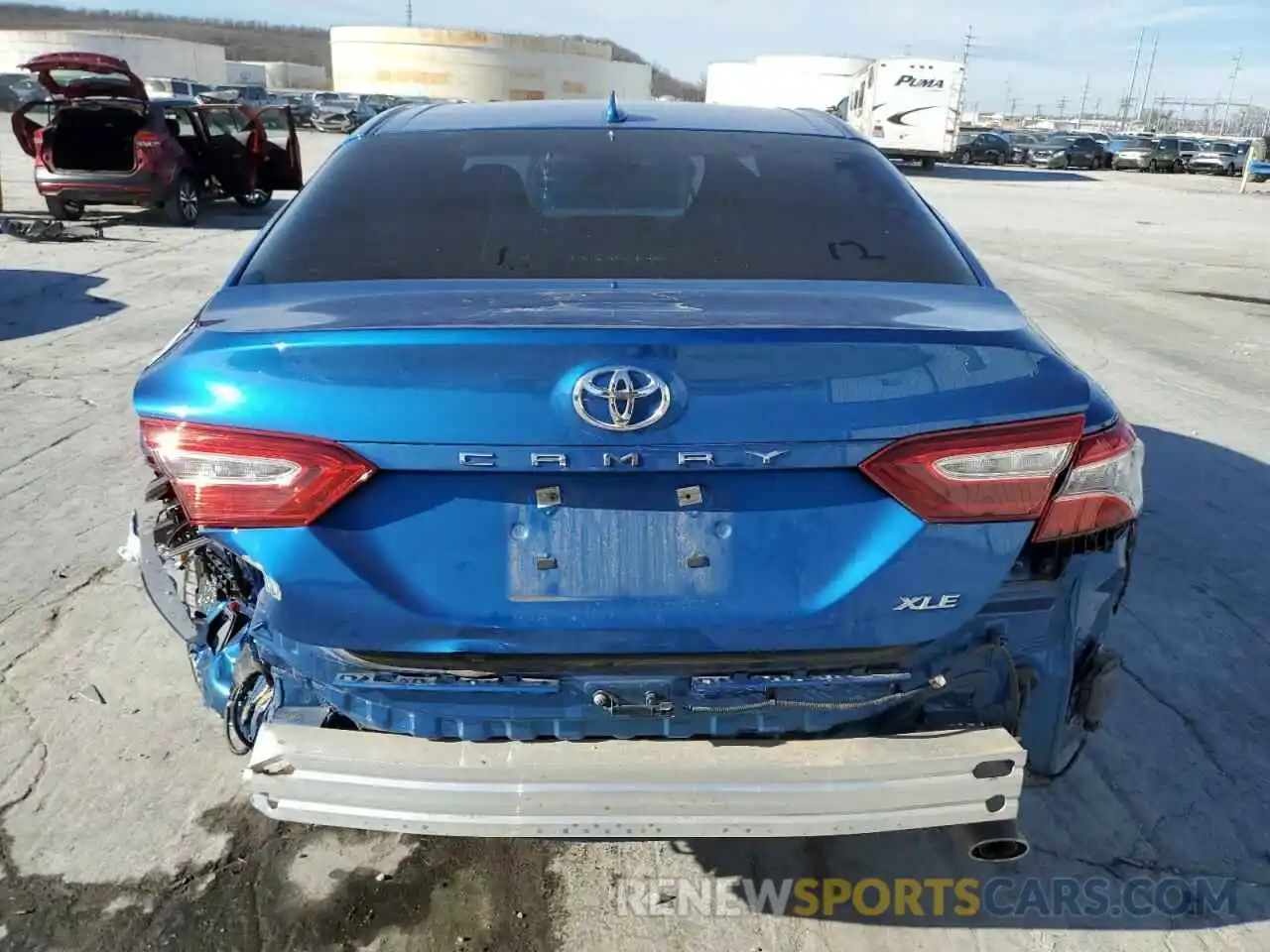 6 Photograph of a damaged car 4T1F11AK6LU318467 TOYOTA CAMRY 2020