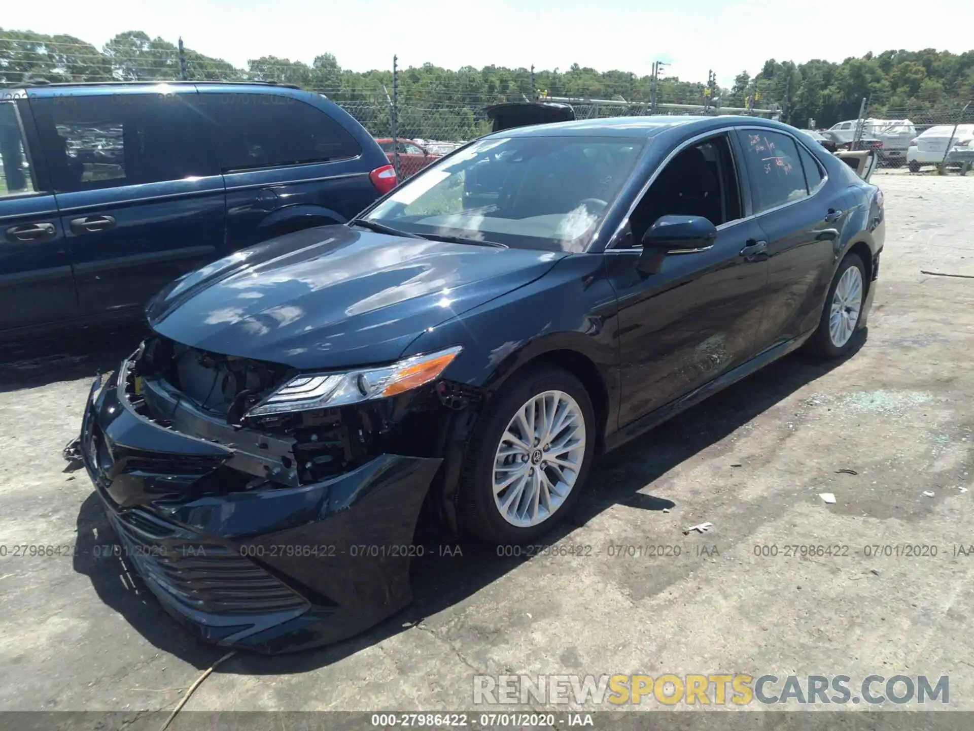 2 Photograph of a damaged car 4T1F11AK6LU941197 TOYOTA CAMRY 2020